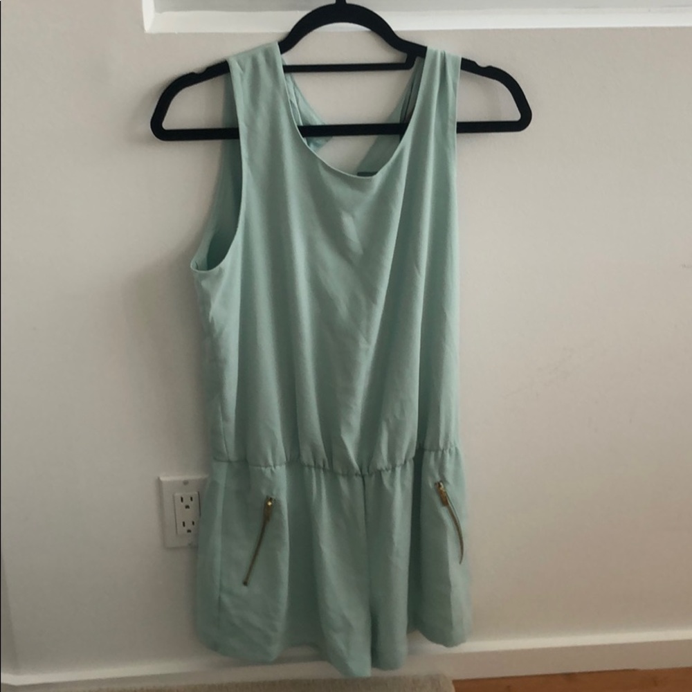 Forever 21 Romper, NWT and has pockets!